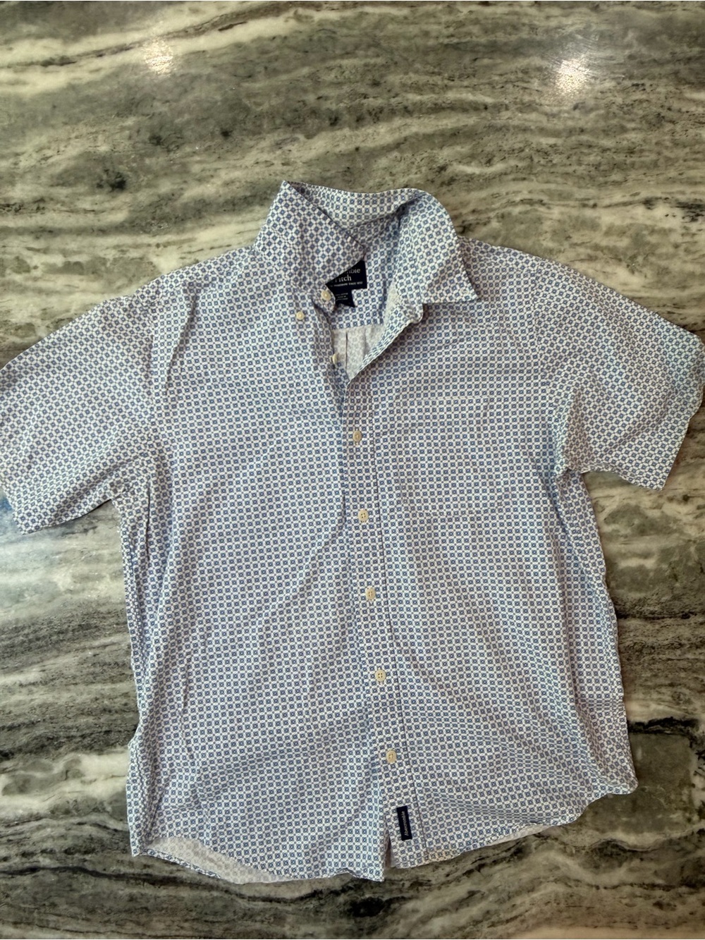 Abercrombie & Fitch Blue Geo-Print Short Sleeve Button-Down Shirt 100% Cotton
